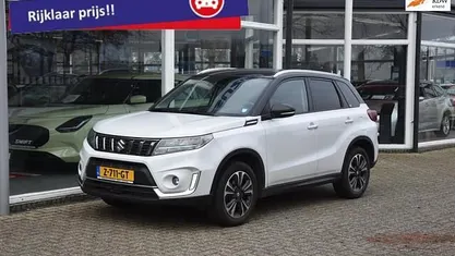 Occasion 2023 Suzuki Vitara Style SUV | € 24.944 (Eerlijke prijs)