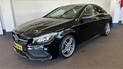 Zwart Occasion 2017 Mercedes CLA180 Business Sedan | € 19.950 (Eerlijke prijs)