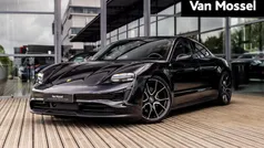 Zwart, metallic lak Gebruikt 2023 Porsche Taycan Performance Package Sedan | € 72.900 (Eerlijke prijs)