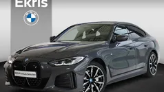 Grijs Gebruikt 2023 BMW i4 Executive Sedan | € 42.750 (Eerlijke prijs)