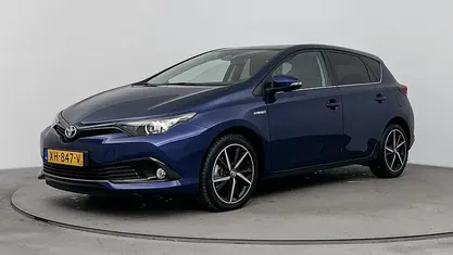 Blauw Gebruikt 2019 Toyota Auris Hybrid Hatchback | € 20.445 (Eerlijke prijs)