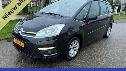 Zwart (metallic) Gebruikt 2011 Citroën Grand C4 Picasso Tendance MPV | € 1.999 (Eerlijke prijs)