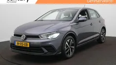 Grijs Gebruikt 2021 VW Polo Life Hatchback | € 17.900 (Eerlijke prijs)