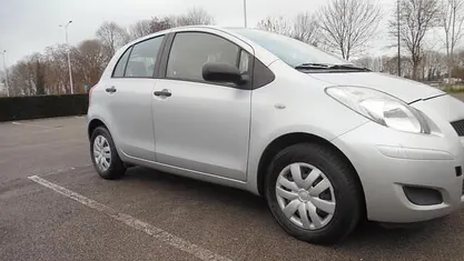 Gebruikt 2011 Toyota Yaris Hatchback | € 3.950 (Eerlijke prijs)