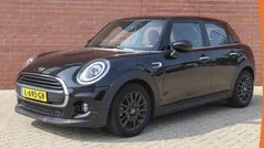 Gebruikt 2021 Mini ONE Business Hatchback | € 20.890 (Eerlijke prijs)