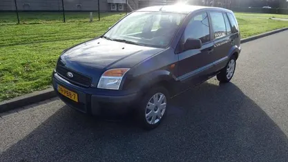 Occasion Ford Fusion Cool & Sound Edition 80 PK (58 kW) 2011 Blauw MPV