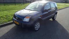 Blauw Gebruikt 2011 Ford Fusion Cool & Sound Edition MPV | € 2.895 (Eerlijke prijs)
