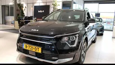Zwart Gebruikt 2022 Kia Niro SUV | € 26.945 (Eerlijke prijs)