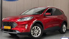 Rood Gebruikt 2022 Ford Kuga Titanium X SUV | € 26.900 (Goede deal)