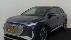 Blauw Gebruikt 2023 Audi Q4 e-tron Basis SUV | € 43.450 (Eerlijke prijs)