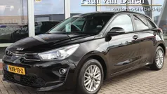 Zwart Gebruikt 2022 Kia Rio Hatchback | € 15.425 (Eerlijke prijs)