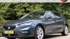 Grijs Gebruikt 2021 Seat Leon Business Hatchback | € 19.900 (Eerlijke prijs)