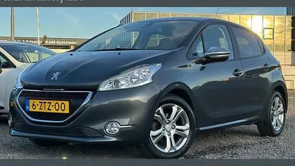 Gebruikt 2015 Peugeot 208 Style Hatchback | € 6.450 (Eerlijke prijs)