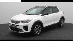 Wit Gebruikt 2022 Kia Stonic GT-Line SUV | € 22.440 (Eerlijke prijs)