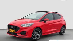 Rood Gebruikt 2022 Ford Fiesta ST-Line X Hatchback | € 19.395 (Eerlijke prijs)