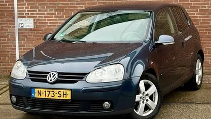 Grijs Gebruikt 2008 VW Golf VI Trendline Hatchback | € 3.450 (Eerlijke prijs)