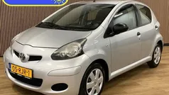 Gebruikt 2011 Toyota Aygo Hatchback | € 3.245 (Eerlijke prijs)