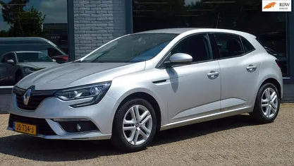 Occasion Renault Mégane IV Zen 2016 Grijs Hatchback