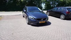 Gebruikt 2015 Volvo V40 Momentum Stationwagen | € 10.444 (Eerlijke prijs)