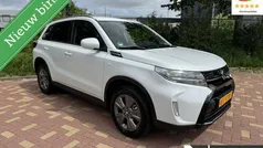 Wit Nieuw 2025 Suzuki Vitara Style SUV | € 30.940 (Eerlijke prijs)