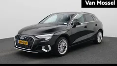 Zwart Gebruikt 2023 Audi A3 Sportback Advanced Hatchback | € 26.900 (Eerlijke prijs)