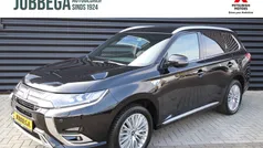 Gebruikt 2020 Mitsubishi Outlander P-HEV Instyle SUV | € 28.495 (Eerlijke prijs)
