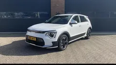 Wit Gebruikt 2024 Kia e-Niro Light SUV | € 29.945 (Goede deal)