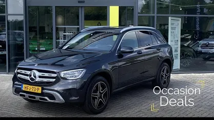 Grijs Occasion 2021 Mercedes GLC300e Business SUV | € 36.250 (Super prijs)