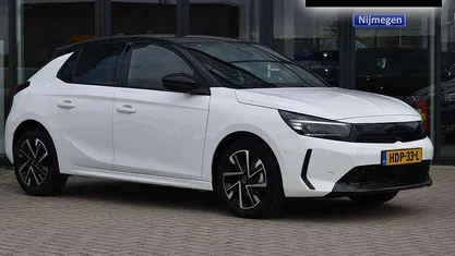 Wit Nieuw 2025 Opel Corsa Hatchback | € 22.795 (Eerlijke prijs)