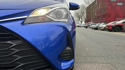 Occasion Toyota Yaris Active 112 PK (82 kW) 2019 Blauw Hatchback