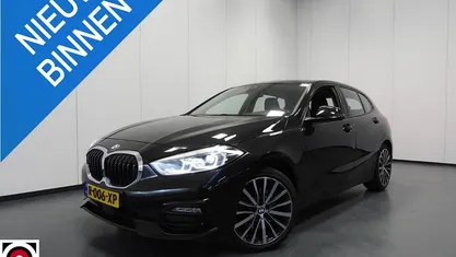 Occasion 2022 BMW 118 Sport Line Hatchback | € 25.340 (Eerlijke prijs)