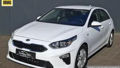 Wit Gebruikt 2021 Kia Ceed Hatchback | € 13.850 (Eerlijke prijs)