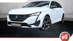 Wit, metallic lak Gebruikt 2024 Peugeot 308 Allure Stationwagen | € 27.680 (Eerlijke prijs)
