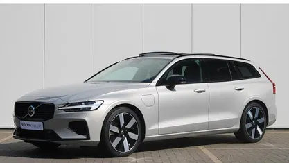 Grijs Gebruikt 2025 Volvo V60 Ultra Stationwagen | € 49.950 (Eerlijke prijs)