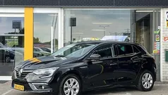 Gebruikt 2019 Renault Mégane IV LIMITED Hatchback | € 12.444 (Eerlijke prijs)