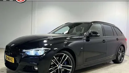 Occasion 2019 BMW 318 M Sport Stationwagen | € 20.940 (Eerlijke prijs)