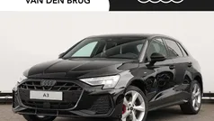 Gebruikt 2025 Audi A3 Sportback e-tron Competition Sedan | € 49.650 (Eerlijke prijs)