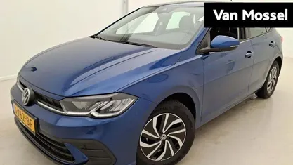 Occasion VW Polo Life 95 PK (69 kW) 2022 Blauw Hatchback