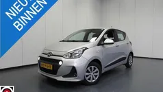 Grijs, metallic lak Gebruikt 2018 Hyundai i10 Comfort Hatchback | € 8.445 (Eerlijke prijs)
