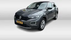 Grijs Gebruikt 2019 VW T-Roc Style SUV | € 21.950 (Goede deal)