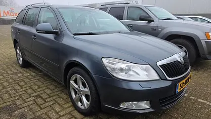 Occasion 2010 Skoda Octavia Business Line Stationwagen | € 1.999 (Eerlijke prijs)