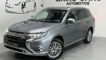 Occasion Mitsubishi Outlander Intense 241 PK (177 kW) 2019 SUV