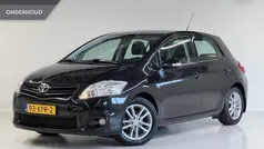 Gebruikt 2010 Toyota Auris Hatchback | € 9.999 (Eerlijke prijs)
