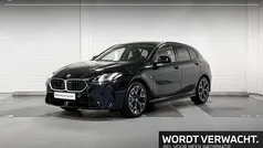 Gebruikt 2024 BMW 120 M Sport Hatchback | € 32.900 (Eerlijke prijs)