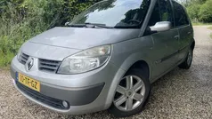 Grijs Gebruikt 2006 Renault Scénic II Luxe MPV | € 999 (Super prijs)