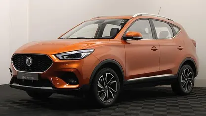 Oranje (metallic) Gebruikt 2022 MG ZS Luxury SUV | € 16.999 (Eerlijke prijs)