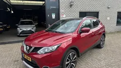 Rood Gebruikt 2017 Nissan Qashqai 360º SUV | € 14.750 (Eerlijke prijs)