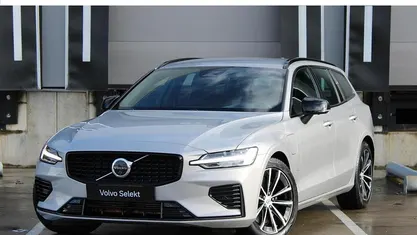 Occasion 2025 Volvo V60 Plus Stationwagen | € 42.950 (Eerlijke prijs)