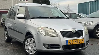 Occasion Skoda Roomster 86 PK (63 kW) 2009 Grijs MPV