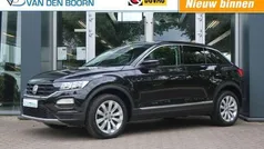 Zwart Gebruikt 2020 VW T-Roc IQ Drive SUV | € 24.450 (Eerlijke prijs)